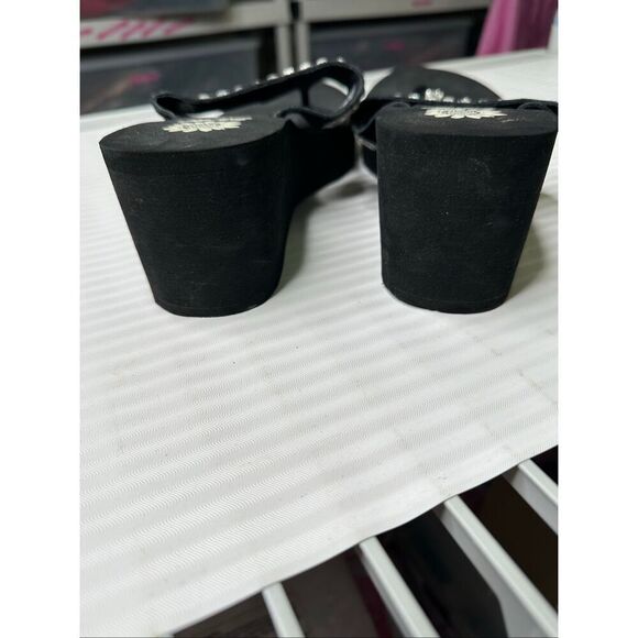 YELLOW BOX Black Alexandria Rhinestone Wedge Flip Flops Size 8.5 - Picture 8 of 10
